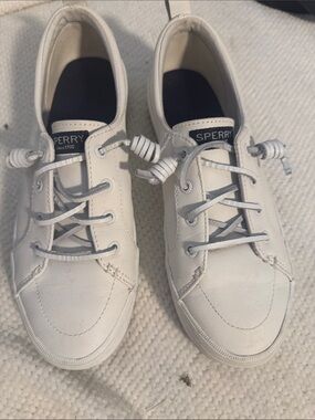 Sperry Off-White Leather Boat-Style Sneakers
